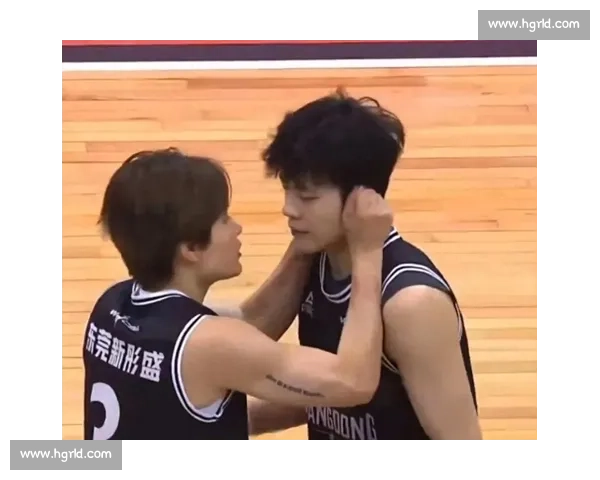 杨力维 x 杨舒予:女篮场上的铁臂双姝,碾碎对手防线! 杨力维 x 杨舒予:女篮场上的铁臂双姝,碾碎对手防线!