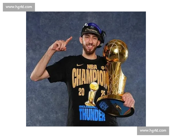 11 人连签 + 2500 万死账 1.8 亿薪资操作比快船更疯狂？